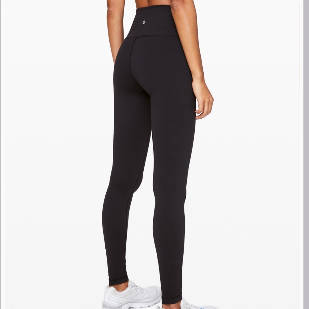 Lululemon Black Wunder Under (High Rise)